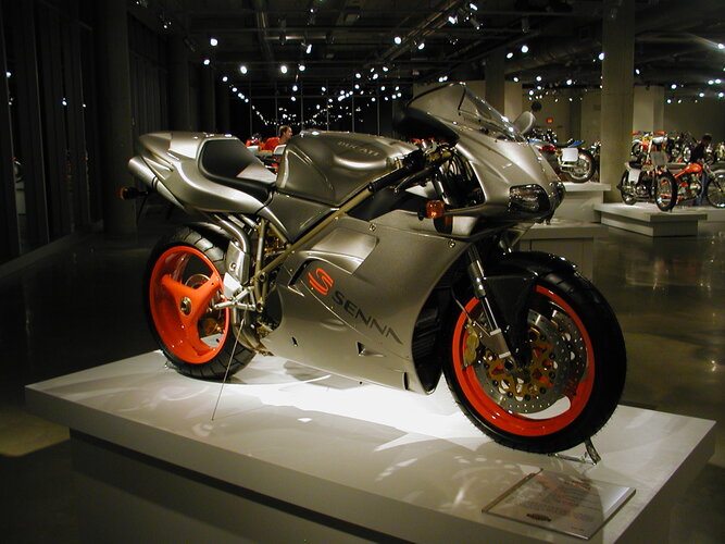 Ducati_916_Senna.jpg