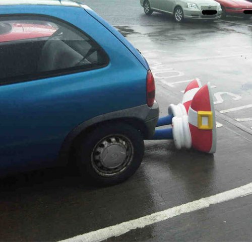 sonic-was-in-a-car-accident-sonic-the-hedgehog-5766778-520-500.jpg