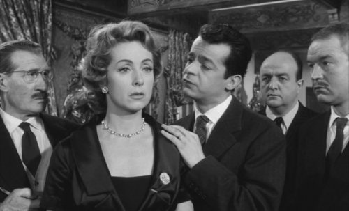 Marie-_Octobre_1959b.DVDrip.by_Galmuchet.mkv_snapshot_01.10.27_2.jpg