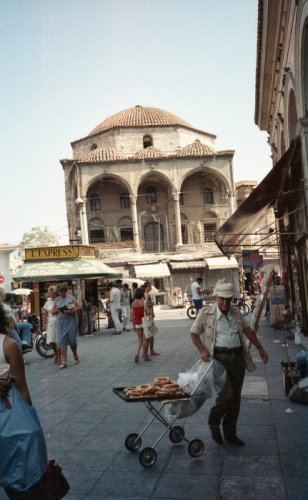 1318682_Athens_Monasrtiraki_c._1986-3.jpg