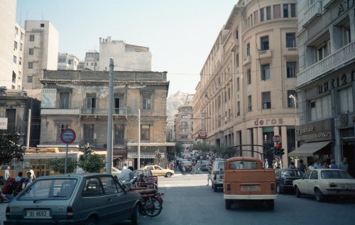 Athens Stadiou c. 1986.jpg