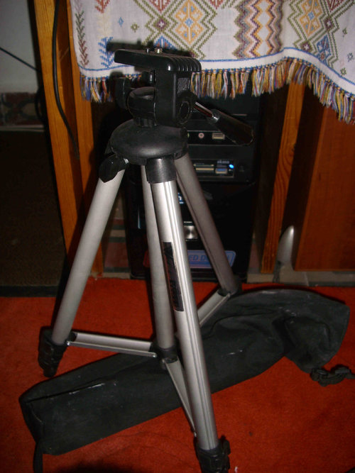 tripod.JPG