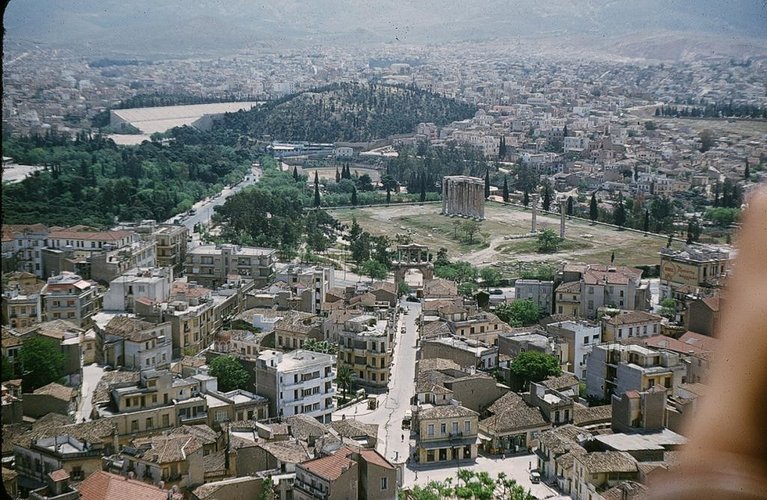 Άποψη της πόλης από την Ακρόπολη (1953).jpg