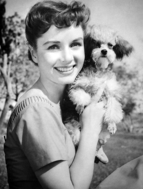 debbie-reynolds-and-dog.jpg