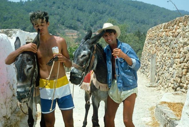 George Michael Andrew Ridgeley  1983 Ibiza.jpg