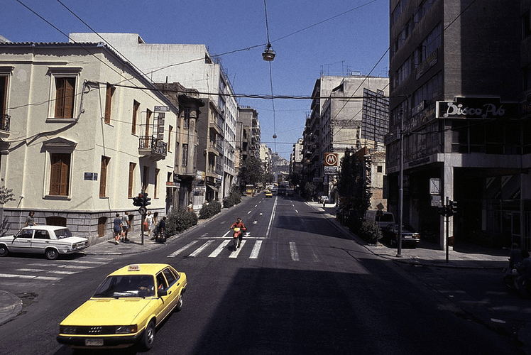 Athens-Agiou-Konstantinou-Akominatou-August-1991.png