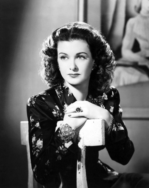 JOAN BENNETT (2).jpg