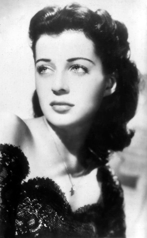 GAIL RUSSELL (2).jpg