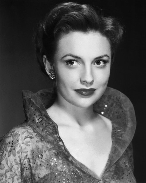 JOAN LESLIE (1).jpg