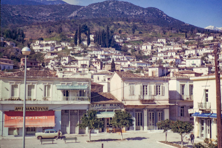 Amfissa 1971, Ano Plateia.jpg