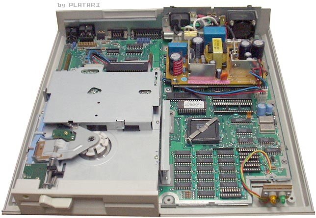 Atari_PC1_Inside_s1.jpg Atari_PC1_Inside_s1.jpg