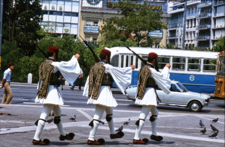 Syntagma Jyly 1980 by Gary O'Neill.jpg