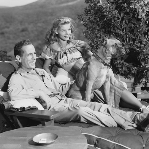 american-actor-humphrey-bogart-with-his-wife-lauren-bacall-news-photo-1588694915.jpg