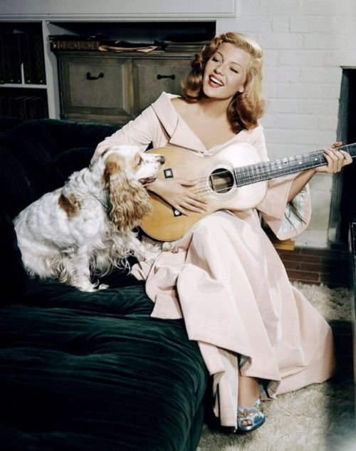 Interesting Vintage Photos of Classic Movie Stars Spending Time With Their Pets (45).jpg