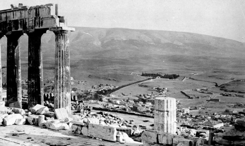 θέα από ακρόπολη 1885.jpg