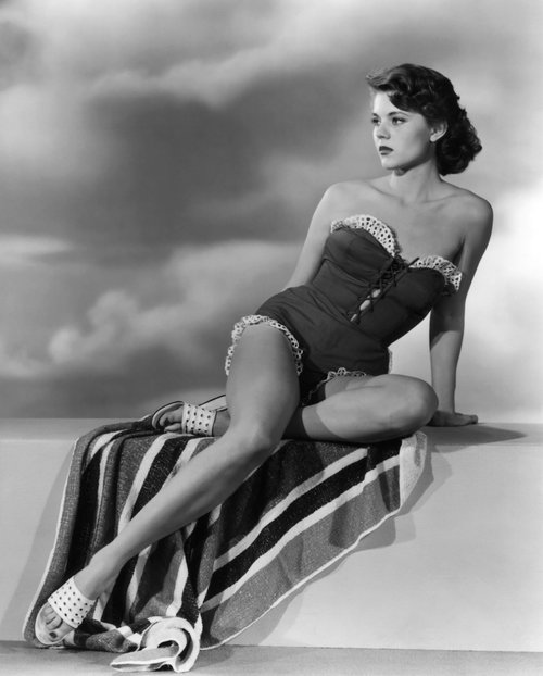 Peggie Castle.jpg