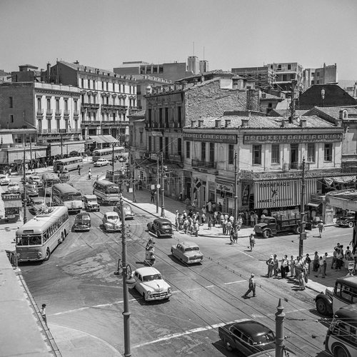 robert-mccabe_Busy-Intersection.jpg