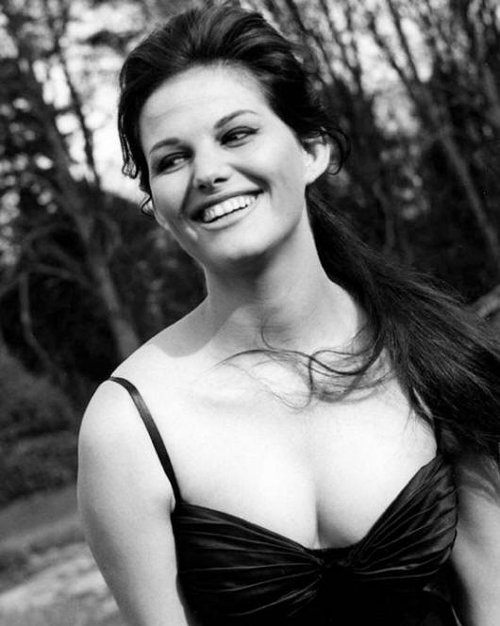 Claudia_Cardinale_0.jpg