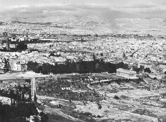 Athens_Greece_ca_in_late_1957.jpg