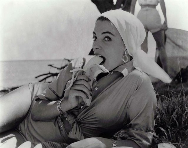 joan-collins-eating-a-banana.jpg