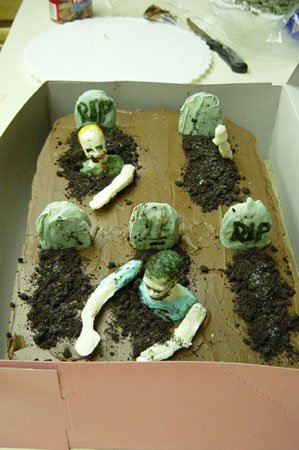 zombie_cake_1.jpg