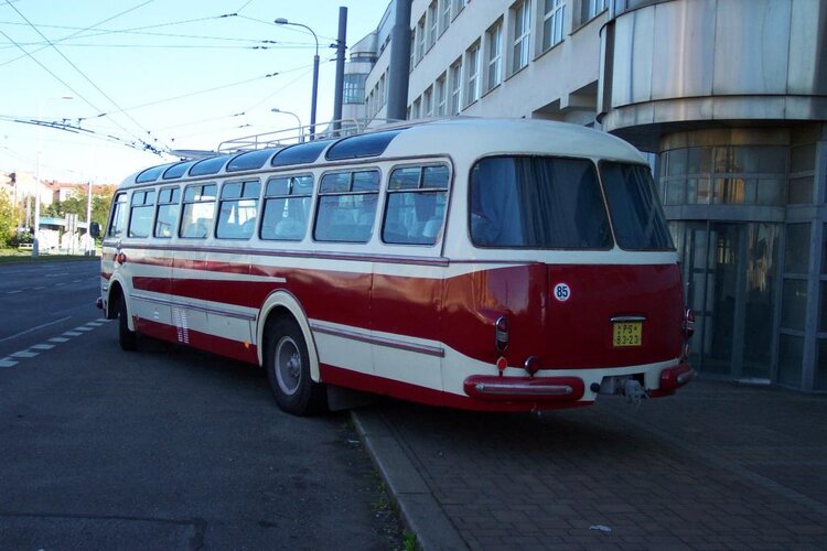 Plzeň,_Škoda,_autobus_Škoda_RTO_II[1].jpg