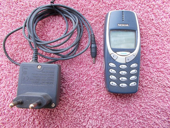 NOKIA 3310 1η Σεπτεμβρίου του 2000.JPG