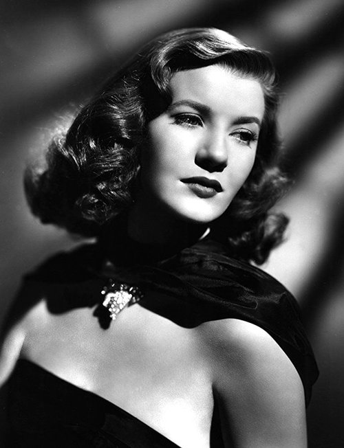 Lois Maxwell.jpg