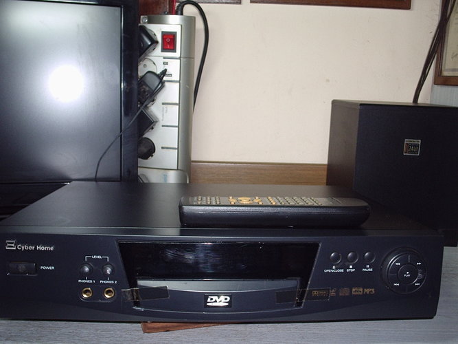 DVD Player.JPG