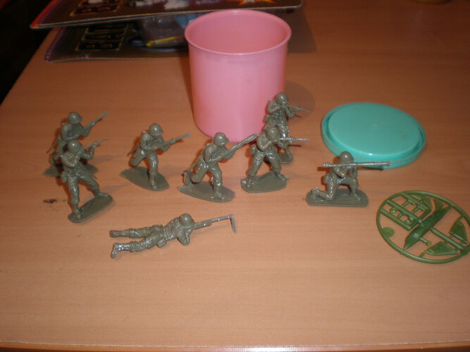 plastika 2.JPG