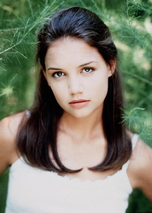 katie-holmes-in-the-90s-v0-pt9j2gbfourb1.jpg