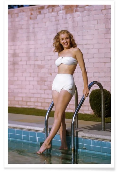 marylin summer.jpg