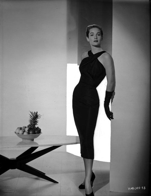 Vera Miles.jpg