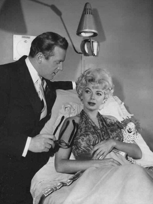 Barbara_Nichols_Fredd_Wayne_Twilight_Zone_1961.jpg