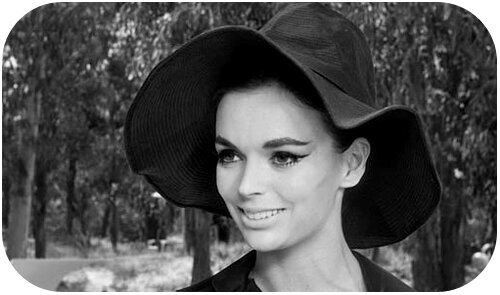 Barbara-Steele-01.jpg