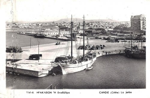Crete Herakleion Port early 50s.jpg