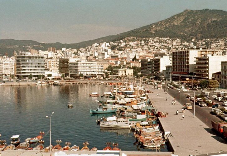 Kavala Harbour 1978 by Steve Swayne.jpg