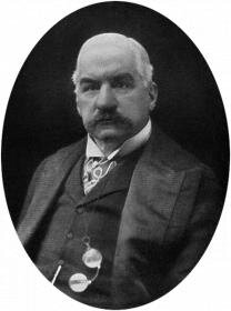 446px-JohnPierpontMorgan.jpg