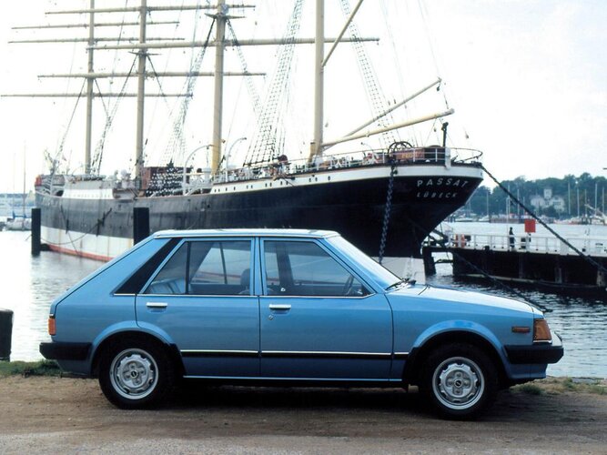 Mazda 323 5d-BD--1980-85.jpg