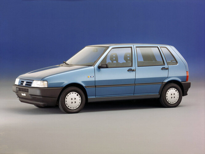 Fiat Uno 5d_1989-1993-FL.jpg