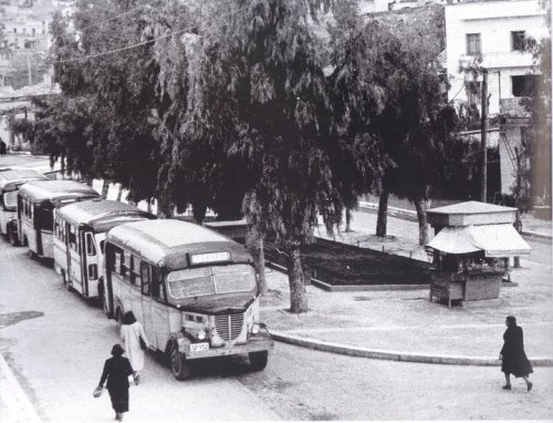 Gkyzi_Bus Stop_1954.jpg