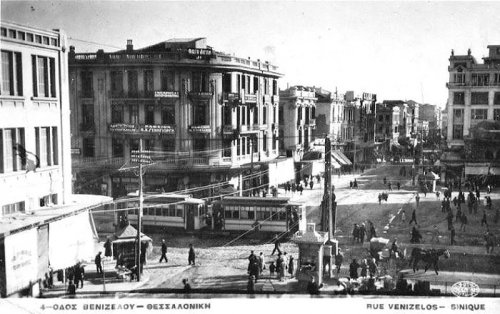 Thessaloniki Vintage Scene.jpg