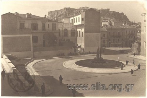 Athens Mitropoleos Sqr 1930.jpg