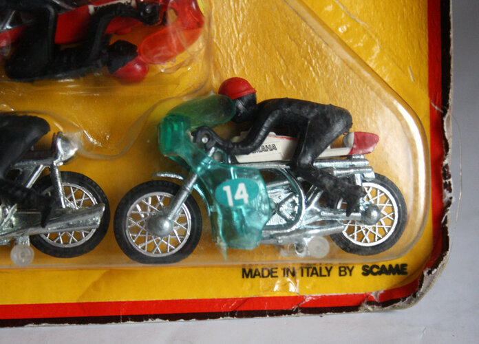 A RARE 80'S GIODI 3 X METAL MOTOS YAMAHA 250 BENELLI 250 MV 500 2.JPG