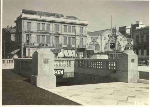 Omonoia 1930 ΕΗΣ Entrance + Kotopouli Theater.jpg