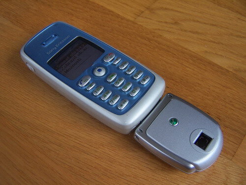 sonyericsson-t300-vs-t68-01.jpg