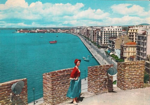 Thessaloniki Paralia from White Tower 60s.jpg