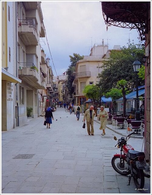 Athens Plaka 1982 Kythathineon Str. by John Riper.jpg