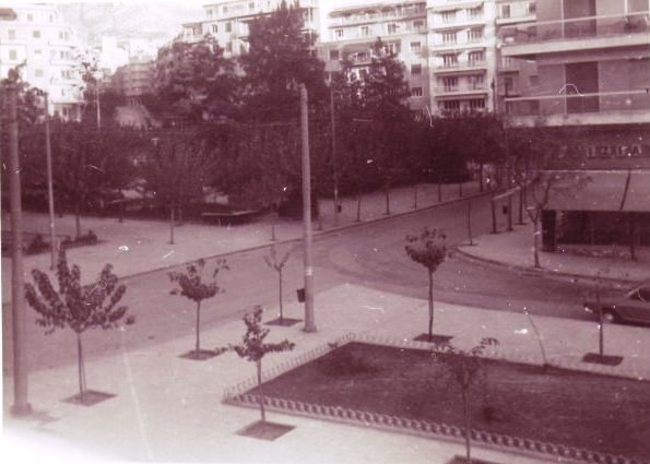 Kypselis Sqr_1973.jpg