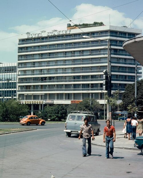 Athens Hotel Stanley 1978 Karaiskaki Sqr-Metaxourgeio.jpg